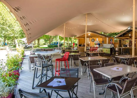 Flower Camping Le Pont du Tarn, 3* - 5