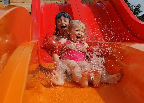 Camping La Garenne de Moncourt, 4* - 4