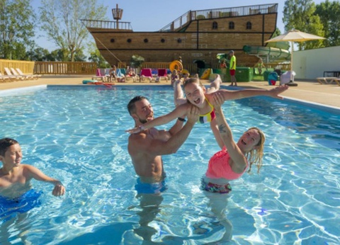 Aunis Club Vendée, 4* - 45