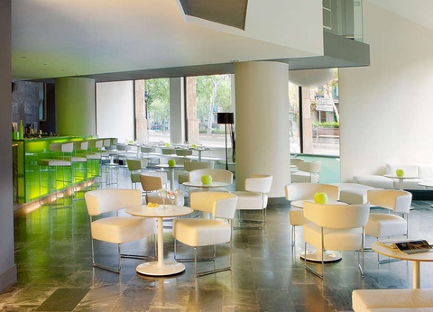 Pause romantique et récréative à Barcelone 4* - 8