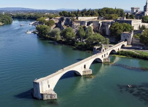 Camping du Pont d'Avignon, 4* - 13