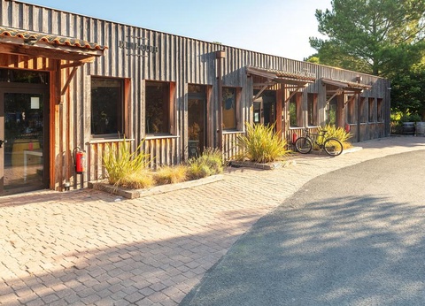 Camping Le Palace, 4* - 10