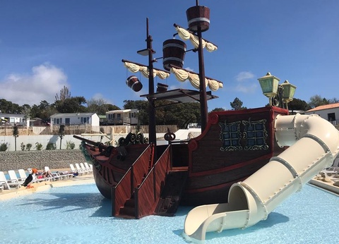 Camping l'Anse des Pins, 4* - 7