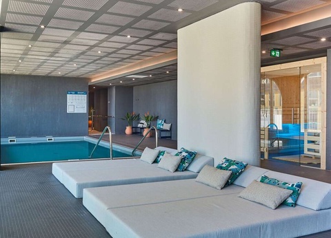 Séjour avec sauna et piscine intérieure au coeur du quartier d'affaires de Marseille - 4* - 4
