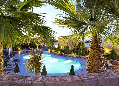 Circuit en étoile - Grand Holiday Resort 4* - 7