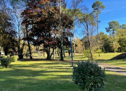 Camping Val de l'Eyre, 4* - 22