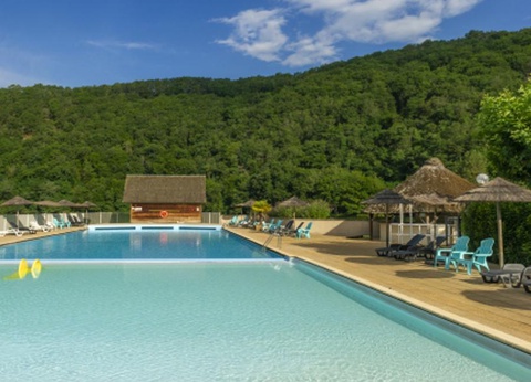 Camping Sea Green Château du Gibanel, 4* - 6