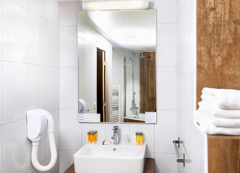 SOWELL HOTELS Le Parc & Spa 4* - 8