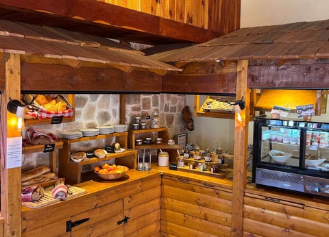 Séjour avec 2 soins de balnéothérapie près du Parc national des Écrins - 4* - 17