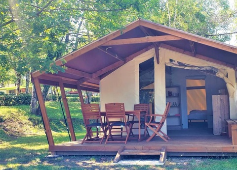 Flower Camping l'Air du Lac, 3* - 28