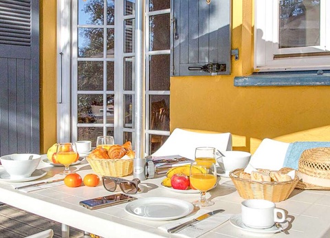 Séjour à 5 minutes de Saint-Raphaël dans une résidence avec piscine - 3* - 4