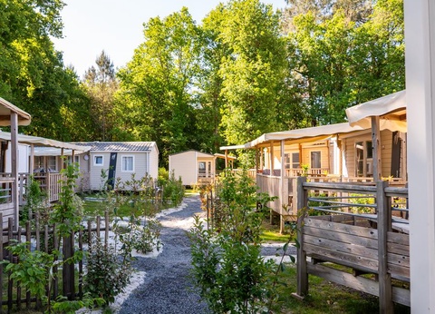 Camping Le Paradis, 4* - 38