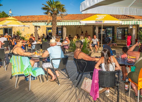 Camping Oléron Loisirs, 4* - 32