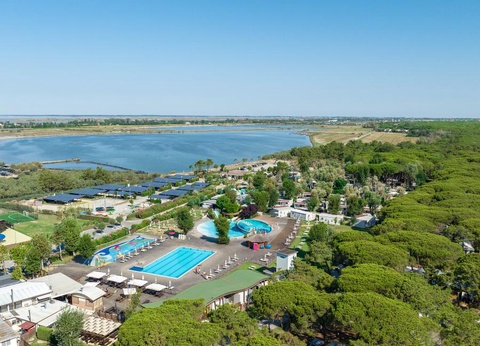 Club Del Sole Spina Family Collection, 4* - 8