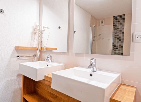 Résidence Lagrange Les Chalets d'Emeraude 4* - 6