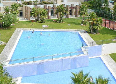 Séjour en famille dans un appartement avec des billets pour Ferrari Land et PortAventura Park - 6