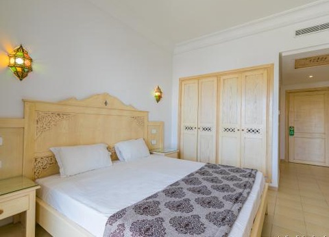 Club Jumbo Zodiac 4* - 10