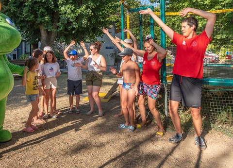 Flower Camping la Châtaigneraie, 4* - 6