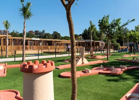 Camping Club Le Littoral, 5* - 66