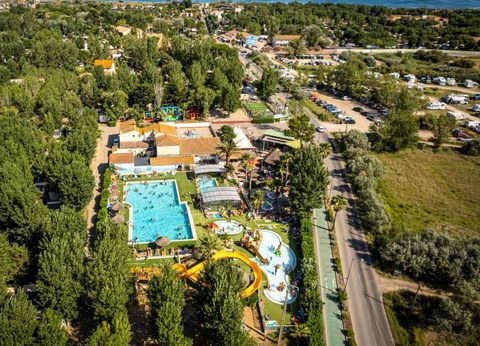 Camping Le Clos Virgile, 4* - 246