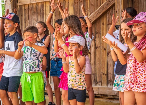 Camping Le Clos Virgile, 4* - 48