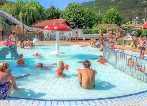 Camping Ile De La Comtesse, 4* - 9