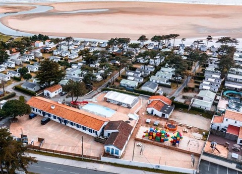 OFFRE CHOC - Camping Les Violettes 4* - 4