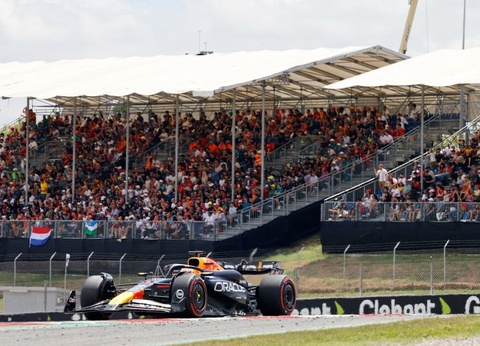 Grand Prix de F1 de Barcelone avec séjour 4* à Barcelone - 2