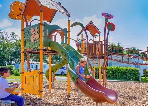 OFFRE CHOC - Camping maeva Club La Mer Blanche 4* - 12