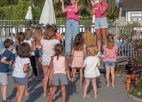 Flower Camping les Aubepines, 4* - 35