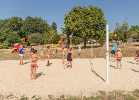 Camping Les Gorges Du Chambon - Ciela Village, 4* - 53