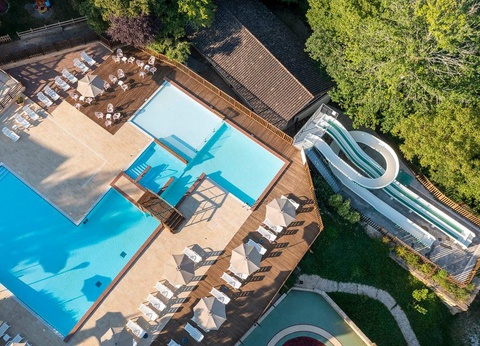 Camping Romanée - Les Grottes De Roffy 4* - 48