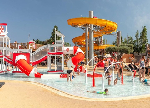 Camping les Dunes, 5* - 6