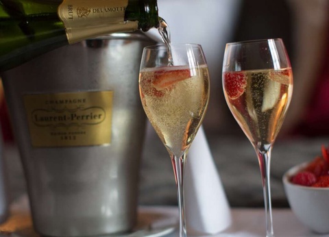 Séjournez au coeur de la forêt de Chantilly dans un château 4* - 4* - 10