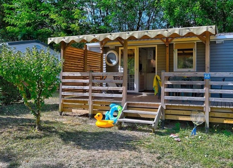 Flower Camping la Châtaigneraie, 4* - 17