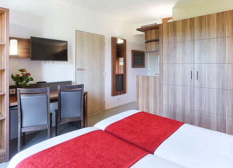 Escapade 4* détente et romantique dans un domaine boisée en Provence - 4* - 14