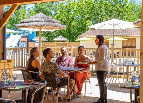 Camping Romanée - Lou Castel, 4* - 28