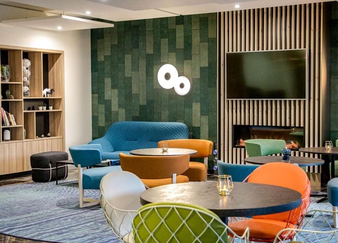 Séjour avec entrées au parc Spirou 4* avec petit-déjeuner à Cavaillon - 3* - 2