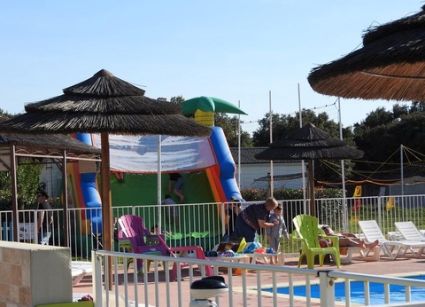 Camping le Domaine de Gajan, 4* - 6