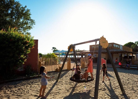 Camping Le Trivoly, 4* - 8