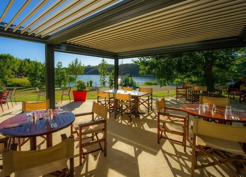 Camping Domaine des Tours, 4* - 4