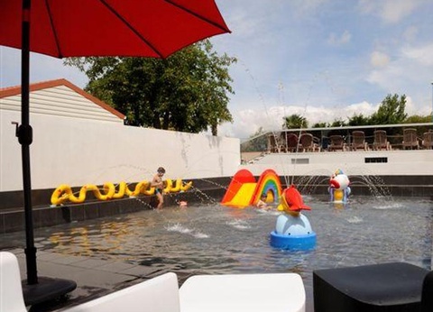 Camping L'Abri des Pins, 4* - 88