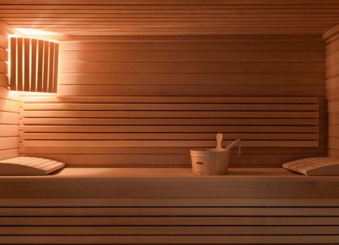 Séjour relaxant avec apéritif régional et séance de sauna à Nice - 4* - 24