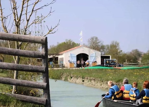 Camping Parfums d'Eté 4* - 94