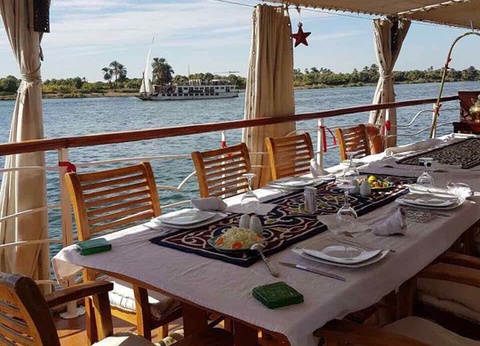 Combiné Horus en Dahabeya Lazuli : des Pyramides au Nil 10 nuits - 20