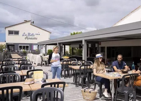 Camping Romanée - La Belle Henriette, 4* - 63