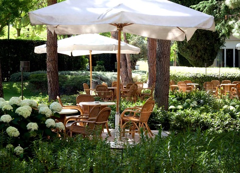 Hôtel 4* sur la côte des Abruzzes avec petit déjeuner et spa - 4* - 10