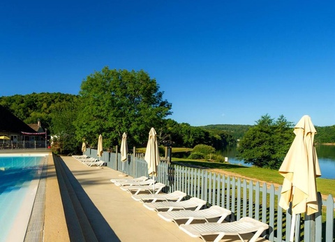 Camping Domaine des Tours, 4* - 8