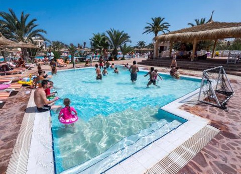 Club Jumbo Baya Beach Quatre Saisons by Medina 3* - 11