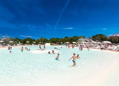 hu Montescudaio village, 3* - 7